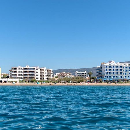 Atico Con Vista Mar. 50 M De La Playa - Casa Nova 13 Roses Exterior foto