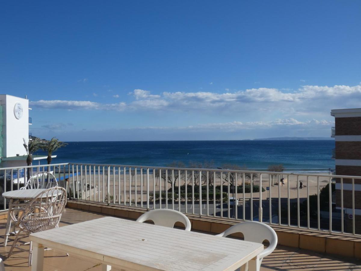 Atico Con Vista Mar. 50 M De La Playa - Casa Nova 13 Roses Exterior foto